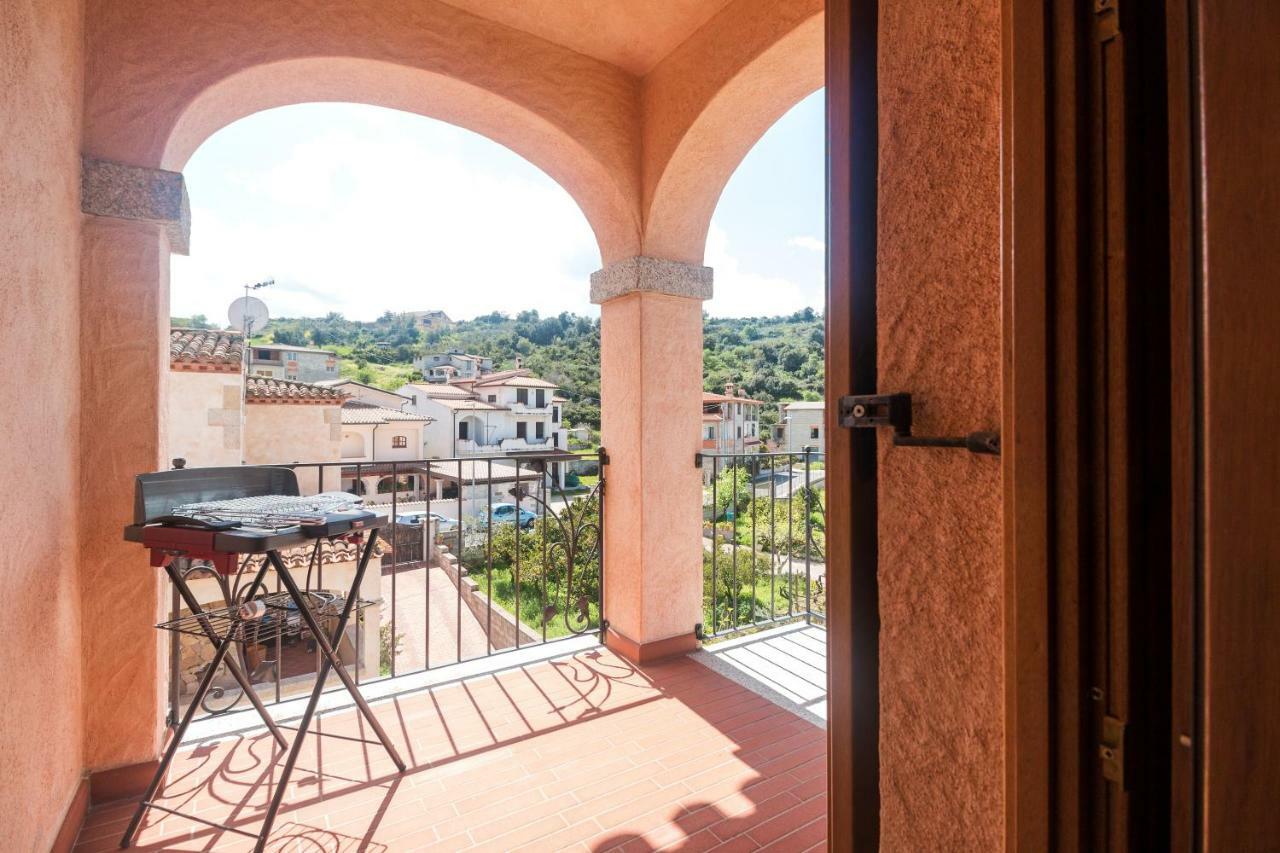 Villa Corrasi Oliena Luxury מראה חיצוני תמונה