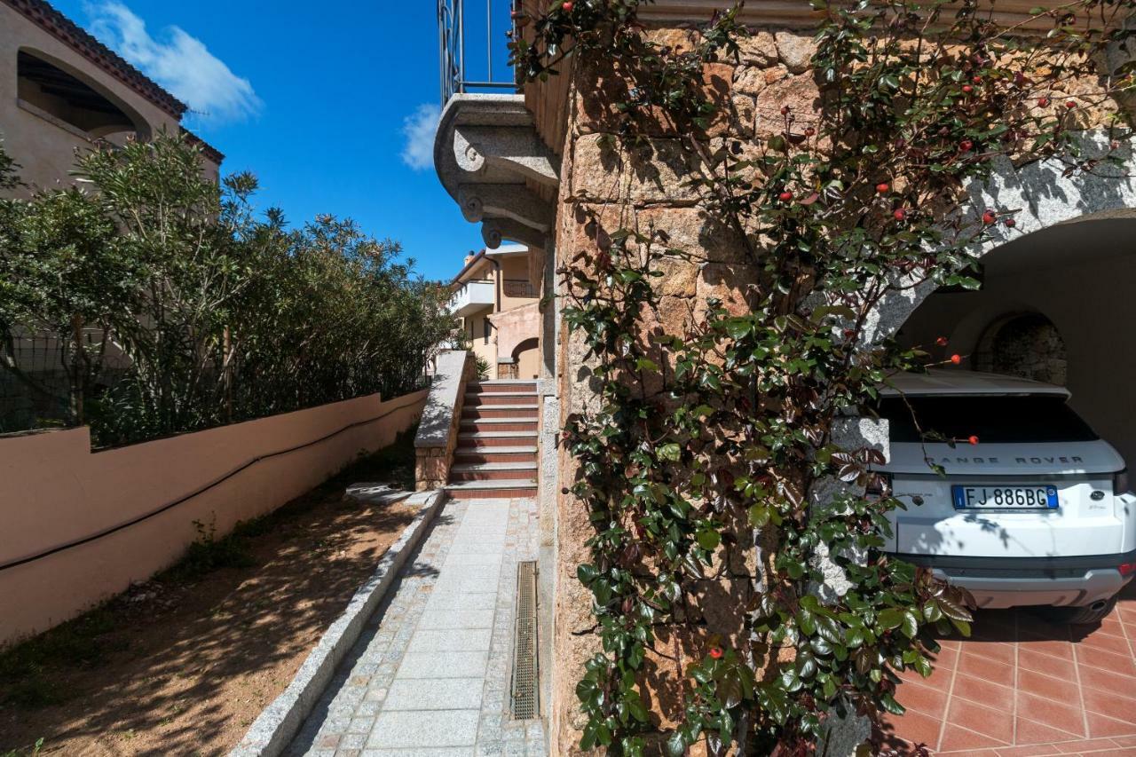 Villa Corrasi Oliena Luxury מראה חיצוני תמונה